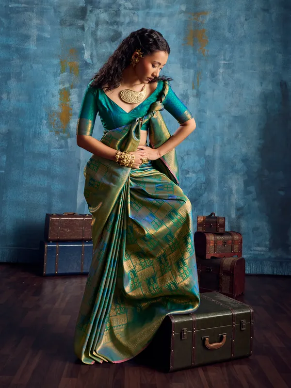 Green_Silk_Saree_for_Women