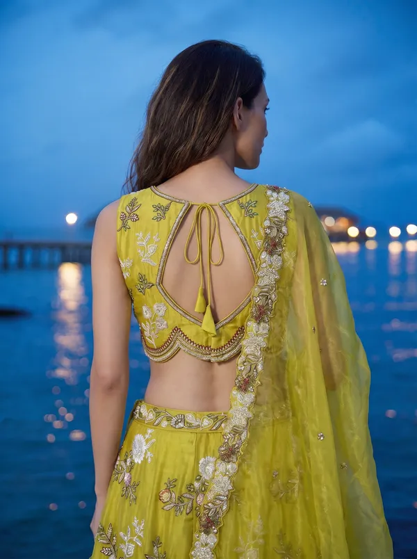 Yellow_Embroidered_Lehenga_Choli_Set_for_Women