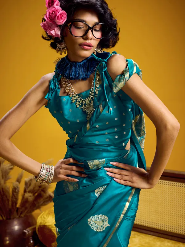 Teal_Embellished_Saree_For_Women