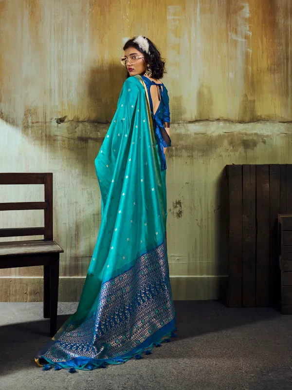Teal_Woven_Saree_With_Blue_Blouse_for_Women