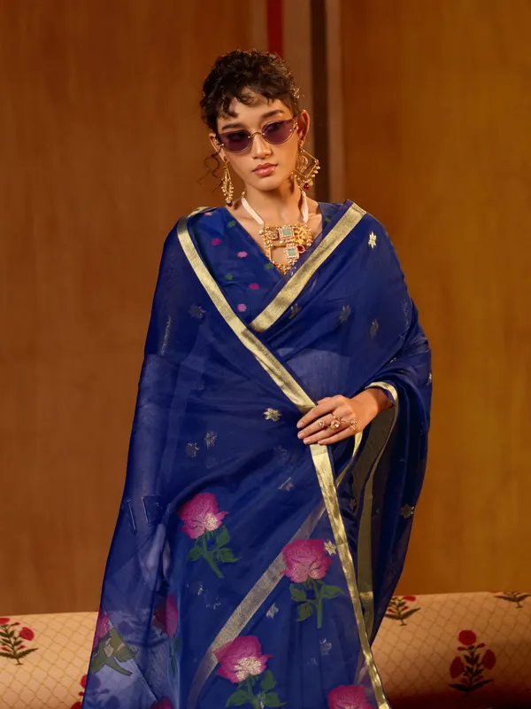 Blue_Printed_Saree_For_Women