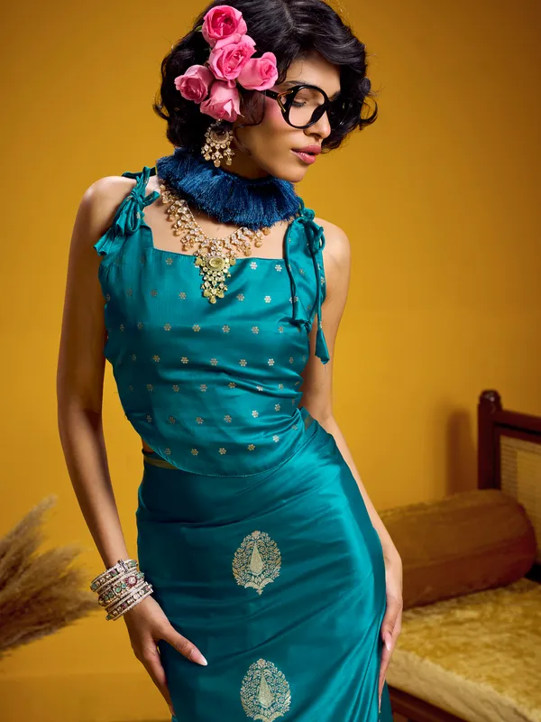 Teal_Embellished_Saree_For_Women