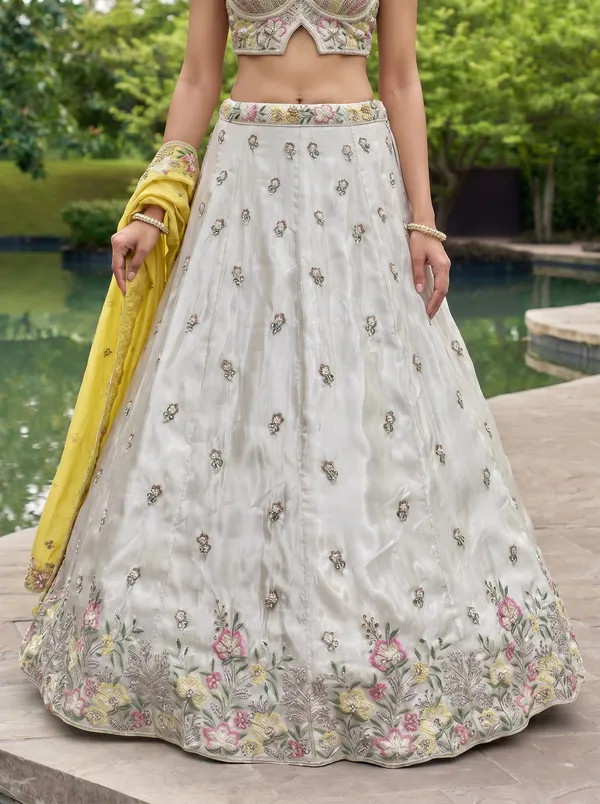 White_Embroidered_Lehenga_Choli_Set_for_Women