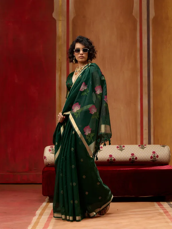 Green_Floral_Print_Saree_for_Women
