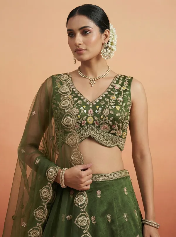 Green_Embroidered_Flared_Lehenga_Choli_Set_for_Women
