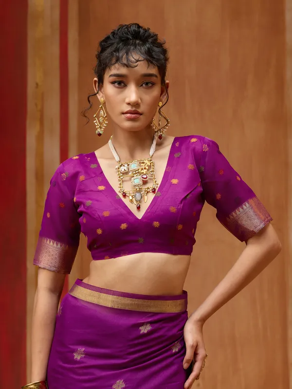 Purple_Floral_Print_Saree_for_Women