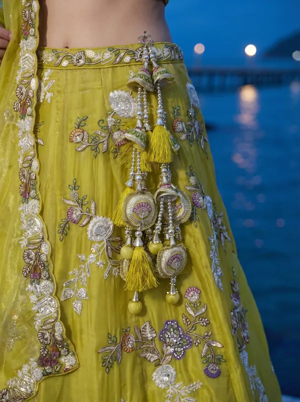 Yellow_Embroidered_Lehenga_Choli_Set_for_Women