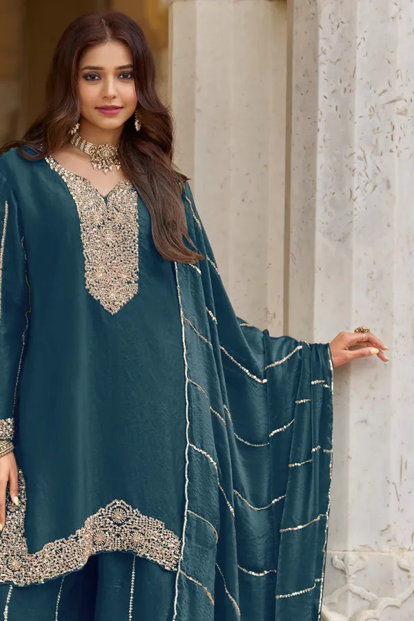Teal_Embroidered_Kurta_Set_for_Women