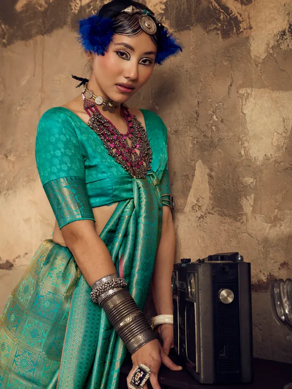 Teal_Green_Woven_Saree_for_Women