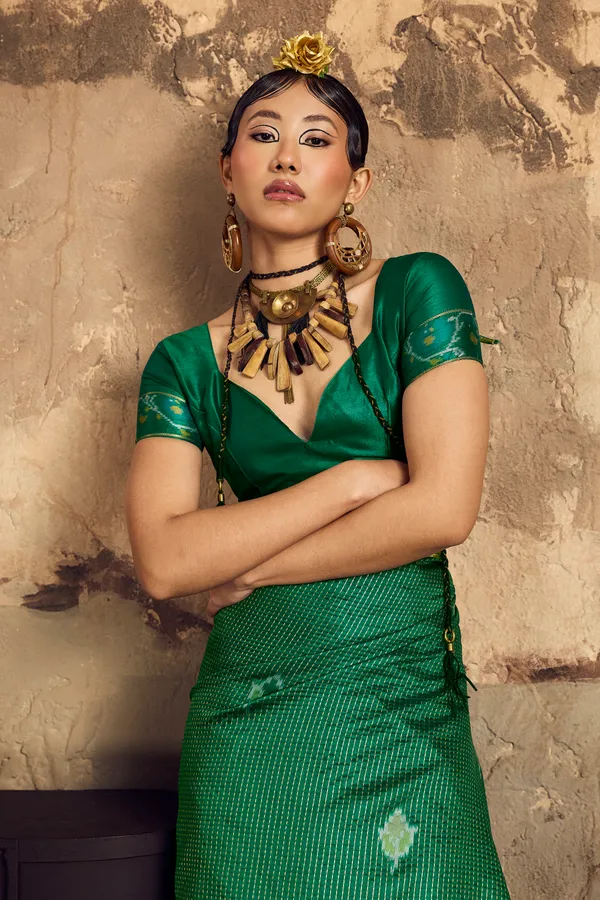Green_Woven_Traditional_Saree_for_Women