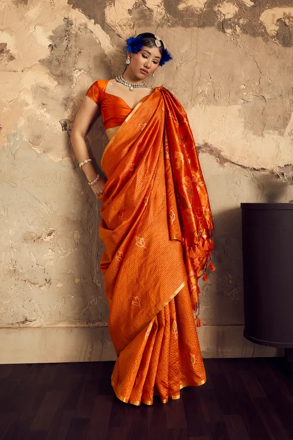 Orange_Woven_Traditional_Saree_for_Women