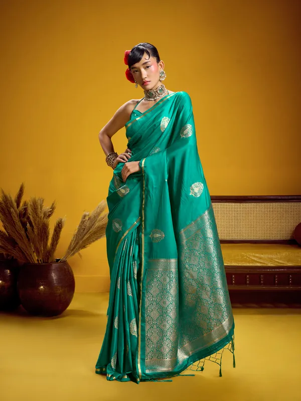 Teal_Woven_Ethnic_Saree_for_Women