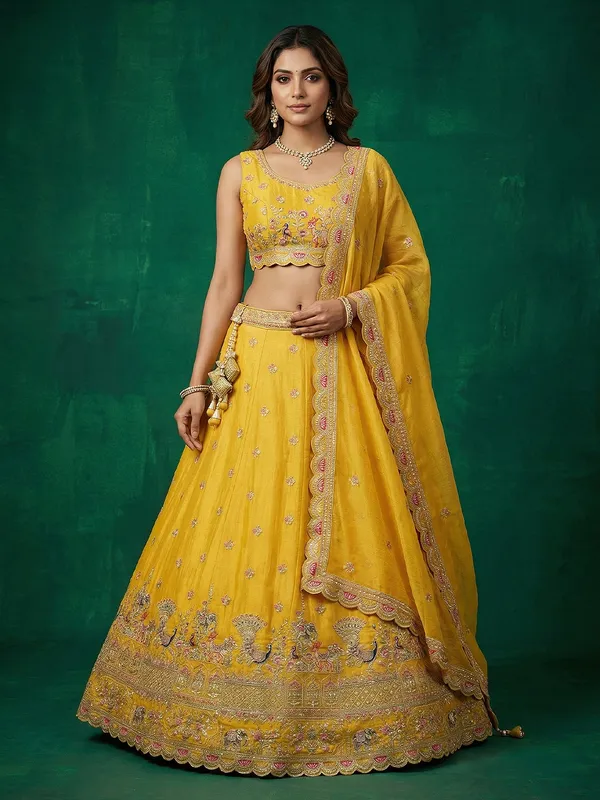 Yellow_Embroidered_Lehenga_Choli_Set_for_Women