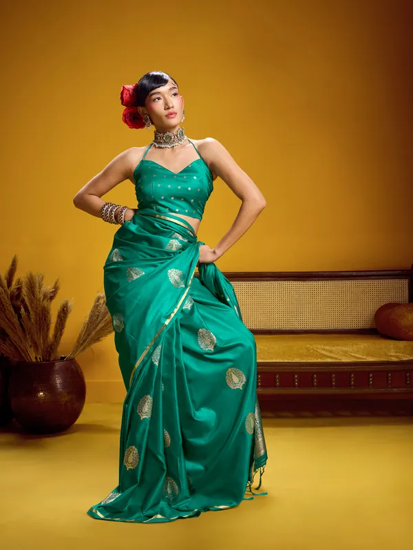 Teal_Woven_Ethnic_Saree_for_Women