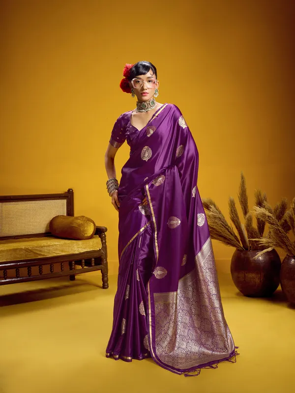 Purple_Silk_Zari_Motif_Saree_for_Women