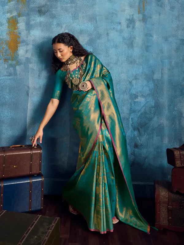 Green_Silk_Saree_for_Women