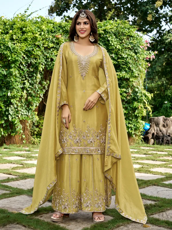 Mustard_Chinon_Silk_Salwar_Suit_For_Women_(1544_A5)