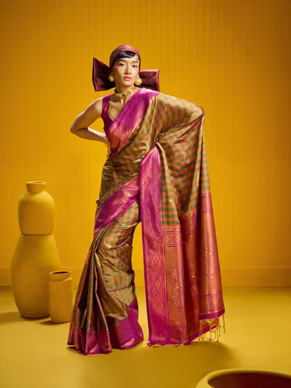 Pink_Pure_Satin_Silk_Saree_For_Women_(10009_F)