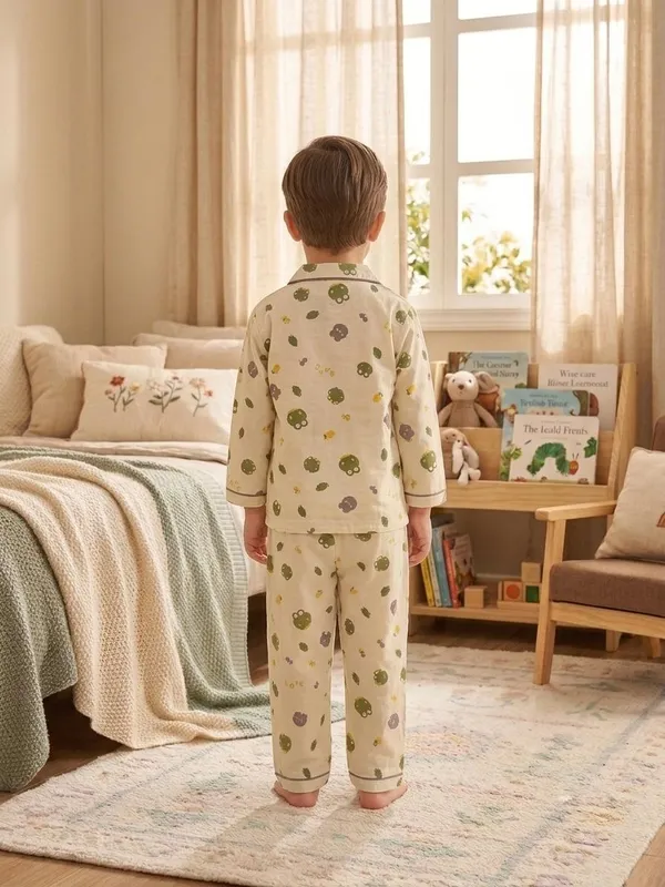 Cream_Cotton_Twill_Relaxed_Fit_Animal_Print_Night_Suit_For_Kids