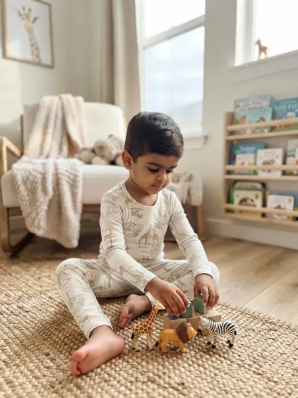 White_Bamboo_Jungle_Print_Night_Suit_For_Kids