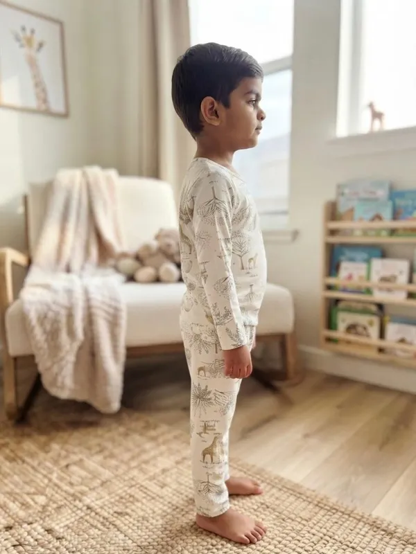White_Bamboo_Jungle_Print_Night_Suit_For_Kids