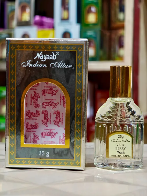 Nayaab_International_Very_Berry_25_Ml_Pack_Of_1_Floral_Attar_Floral