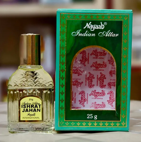 Nayaab_International_Ishrat_Jahan_25_Ml_Pack_Of_1_Floral_Attar_Floral