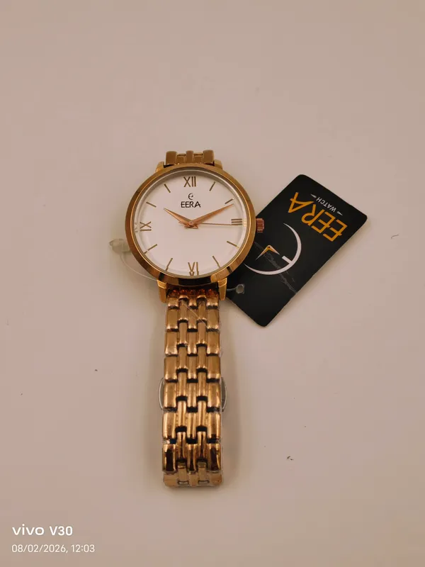 Eera_Gold_Tone_Analog_Watch