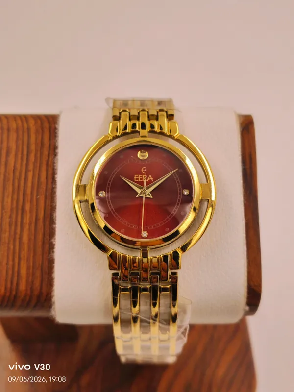 Gold_Classic_Metal_Analog_Watch_For_Women