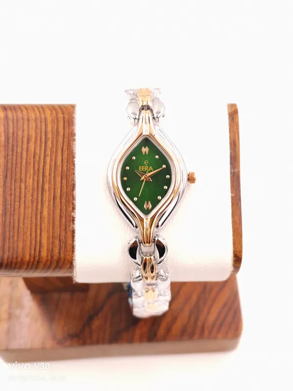 Green_Classic_Metal_Analog_Watch_For_Women
