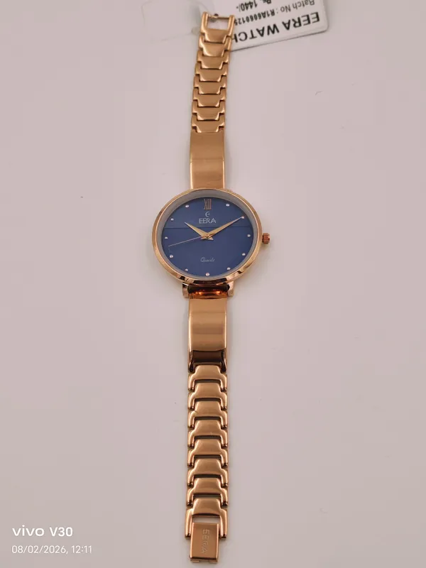 Eera_Blue_Dial_Gold_Tone_Bracelet_Watch