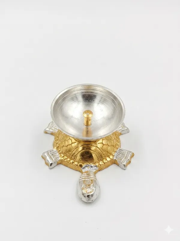 Metal_Turtle_Design_Diya_With_Red_Gift_Box