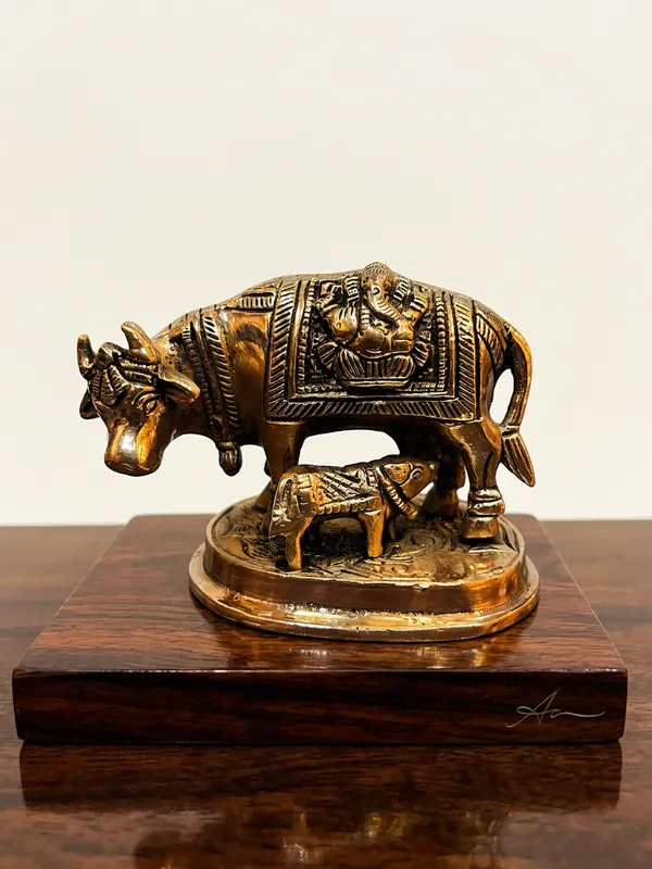 Gold-Tone_Cow_And_Calf_Ganesha_Decorative_Idol