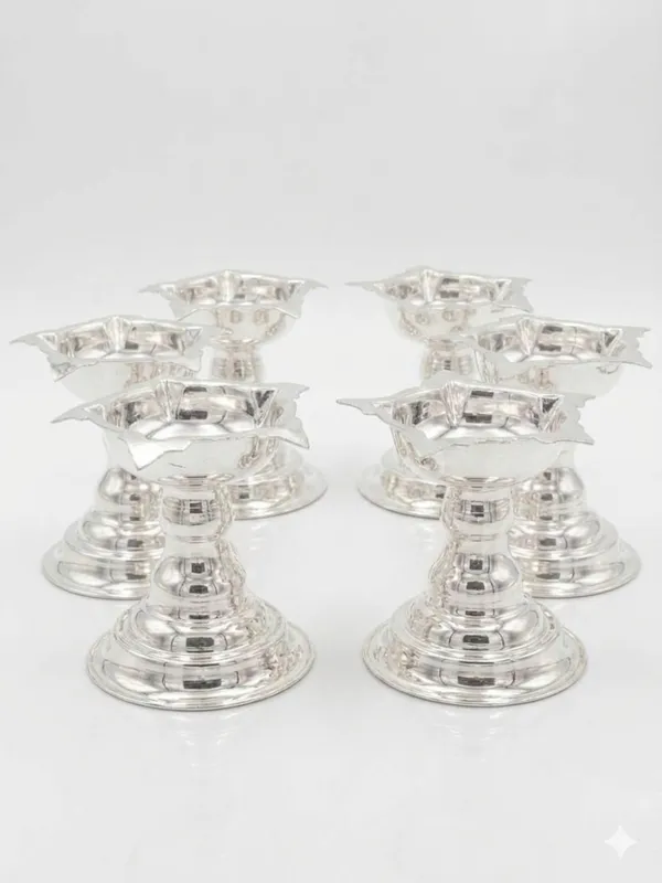 Deepam_Stand_2pc_Set_(Pack_of_3)_-_Pure_German_Silver