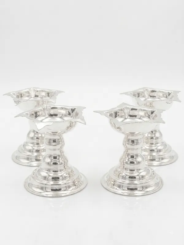 Deepam_Stand_2pc_Set_(Pack_of_2)_-_Pure_German_Silver