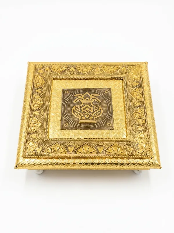 Gold_Tone_Ornate_Decorative_Pooja_Chowki