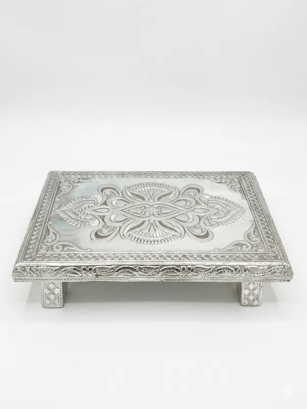 Metal_Traditional_Embossed_Floral_Design_Pooja_Chowki