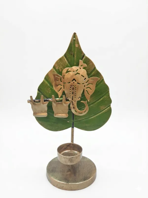 Metal_Diwali_Ganesha_Leaf_Diya_Stand