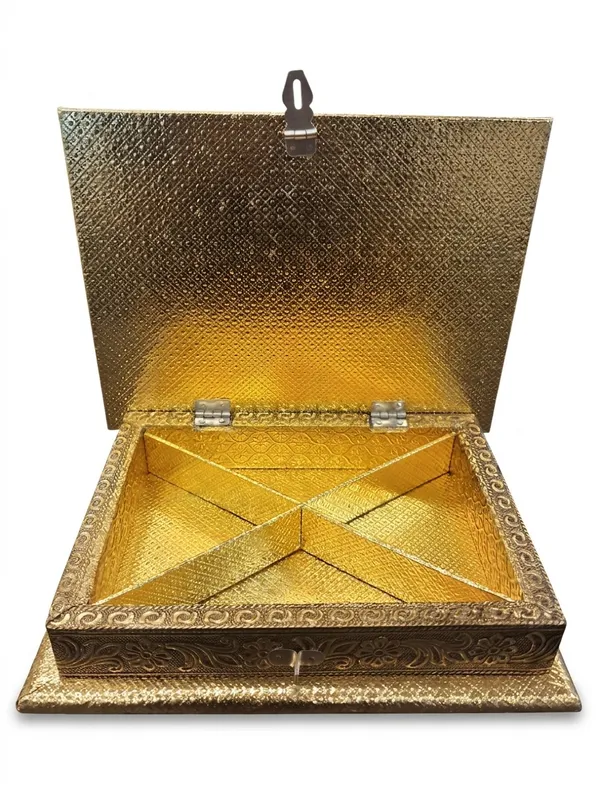 Gold_Finish_Floral_Embossed_Decorative_Storage_Box