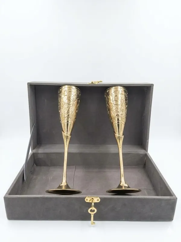 Gold_Tone_Floral_Engraved_Champagne_Flute_Set