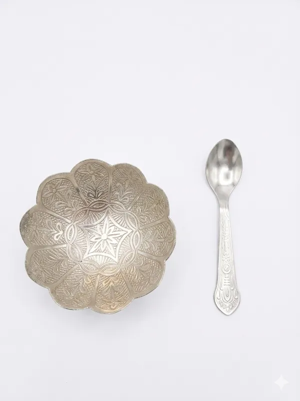 Silver-Tone_Floral_Embossed_Decorative_Bowl_With_Spoon