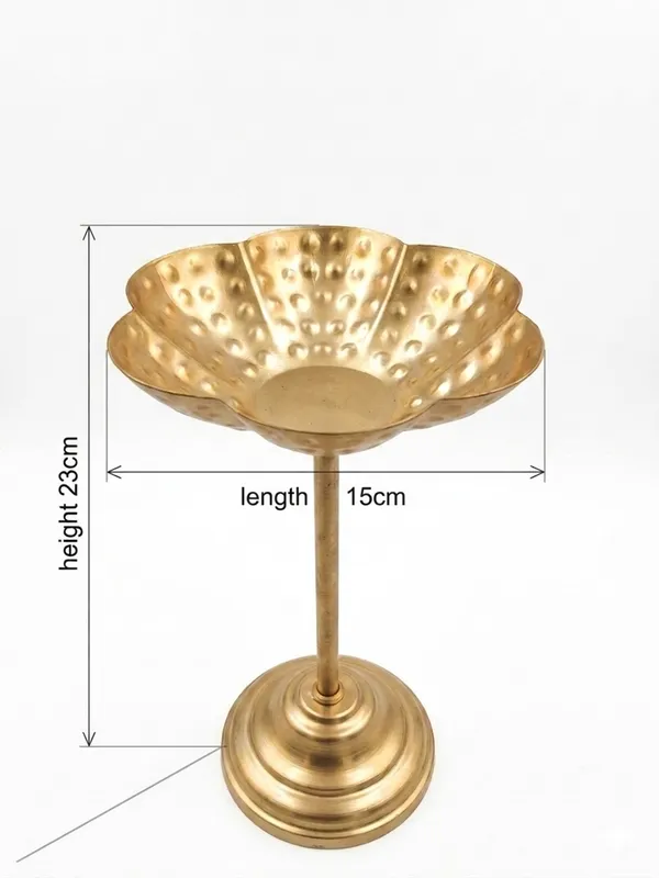 Gold_Tone_Traditional_Scalloped_Pedestal_Urli_Bowl