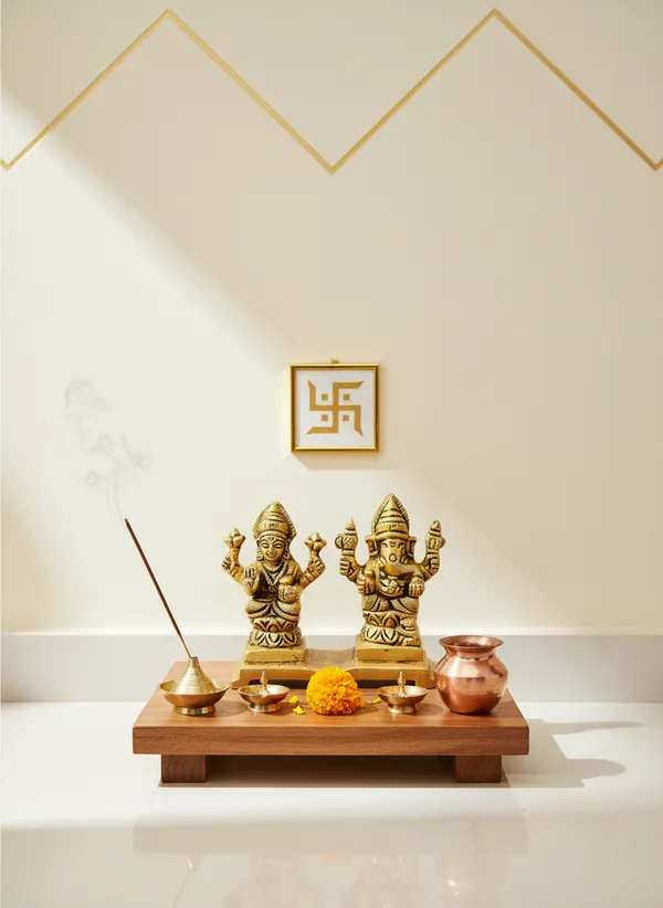 Gold_Tone_Lakshmi_Ganesha_Decorative_Idol_Set
