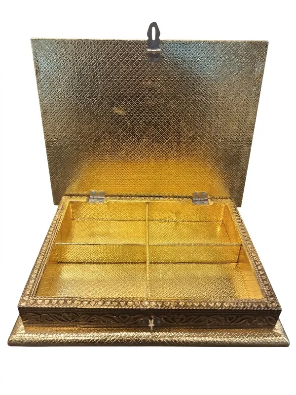 Gold-Tone_Traditional_Floral_Pattern_Decorative_Storage_Box