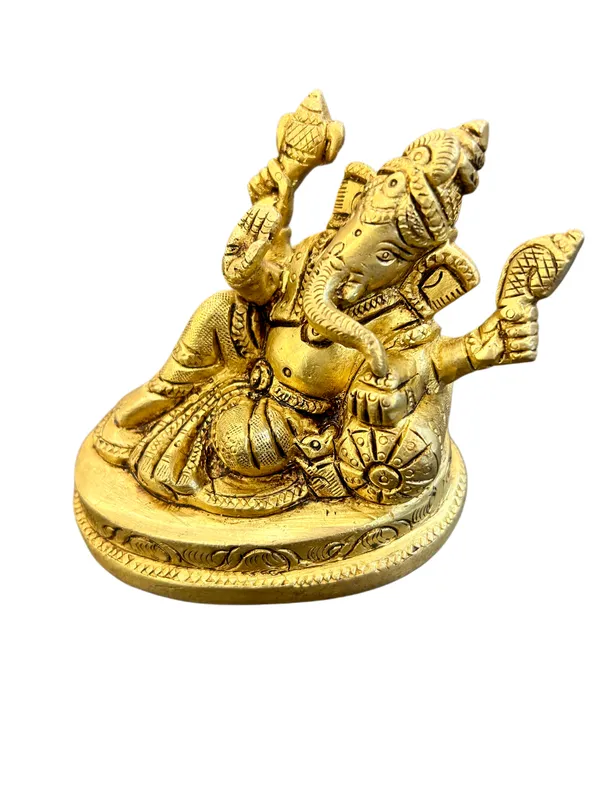 Gold_Tone_Ganesha_Idol_With_Gift_Box