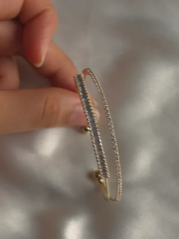 Celestial_Cascade_Cuff