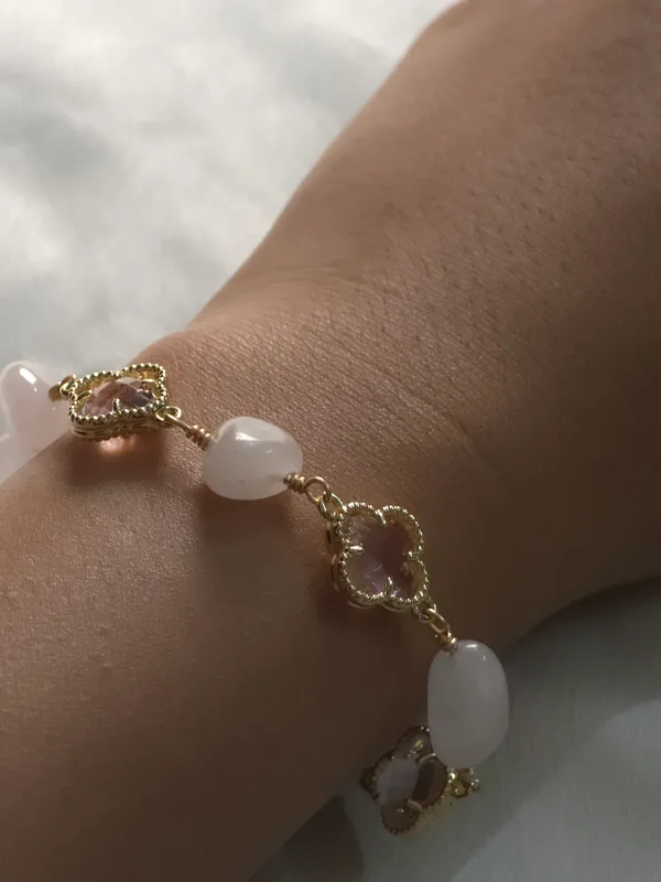 RosÃ©_Clover_Charm_Bracelet