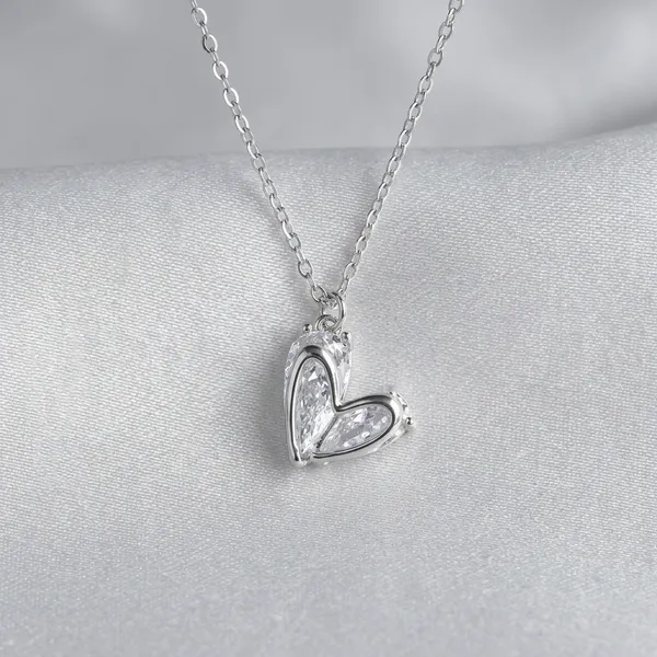 Eternal_Heart_Necklace