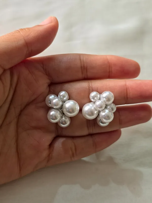 Noor_Pearl_Cluster_Clip_On_Earrings
