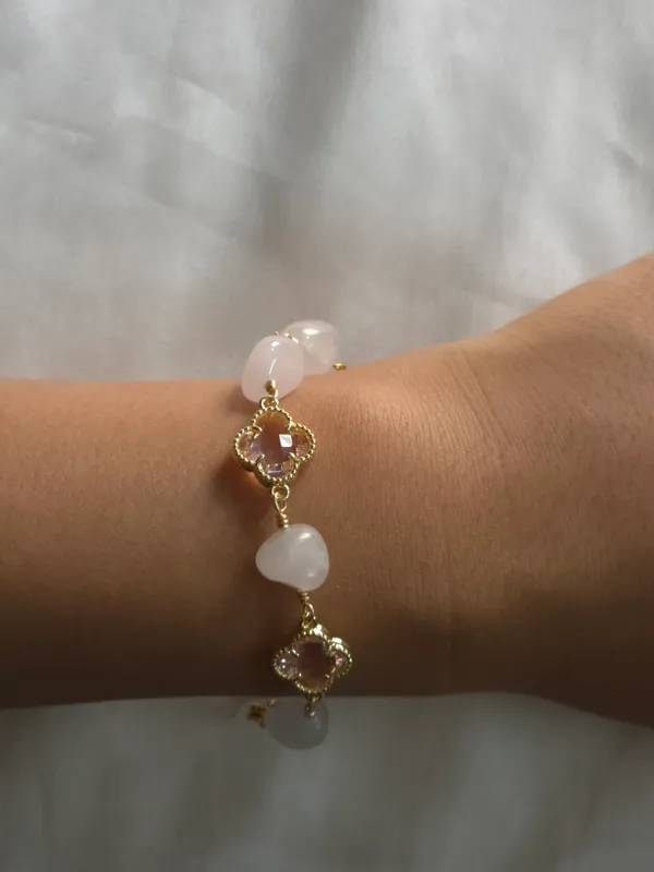 RosÃ©_Clover_Charm_Bracelet